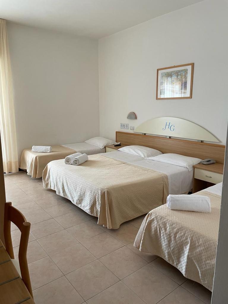 Hotel Gabbiano Cattolica Exterior foto