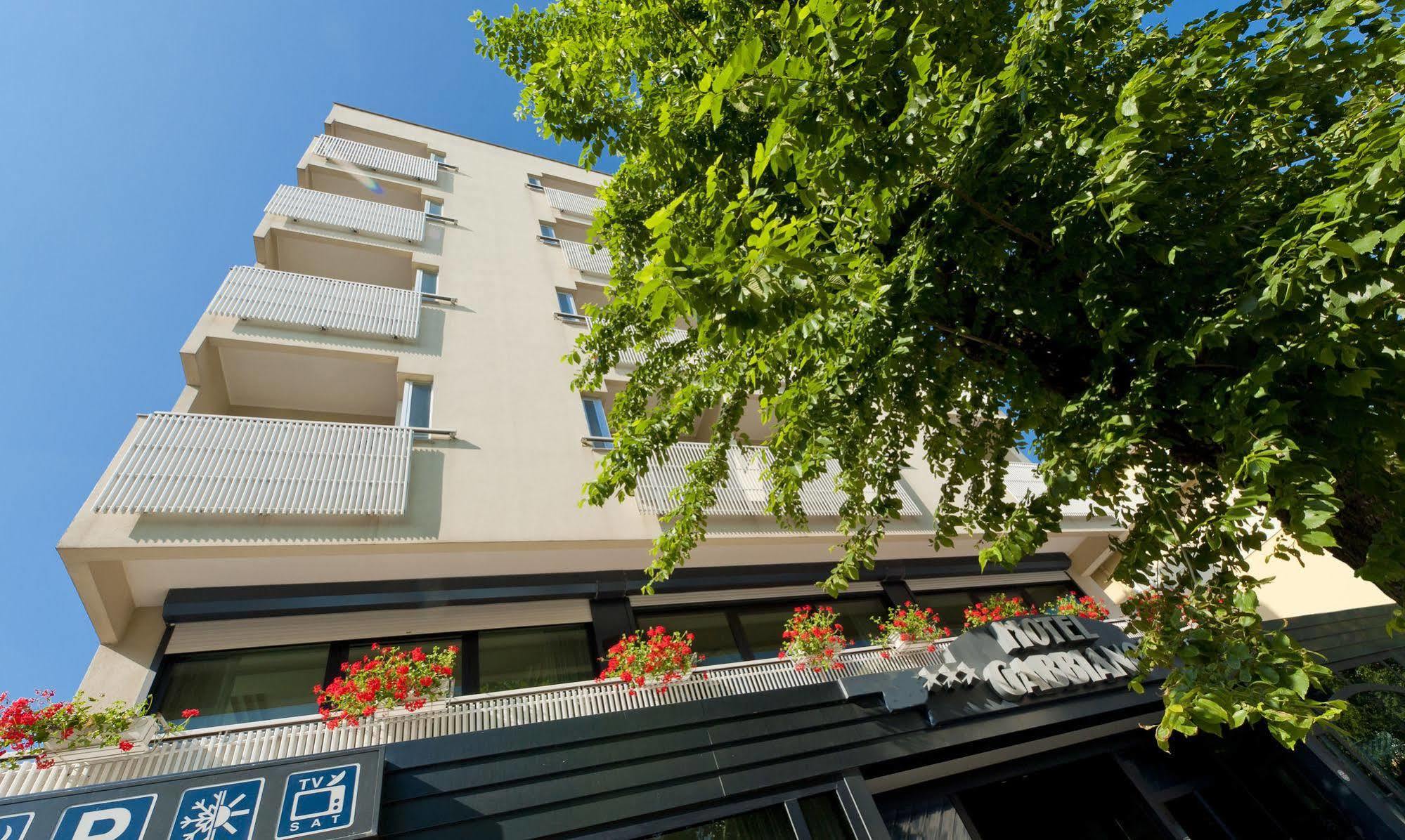 Hotel Gabbiano Cattolica Exterior foto